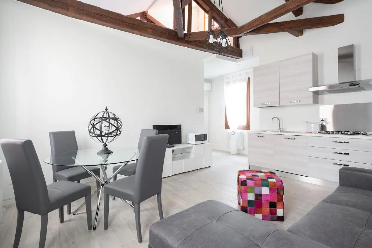 Apartments In San Marco With Canal View By Wonderful Italy Venetië