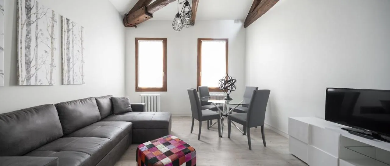Apartments In San Marco With Canal View By Wonderful Italy Venetië